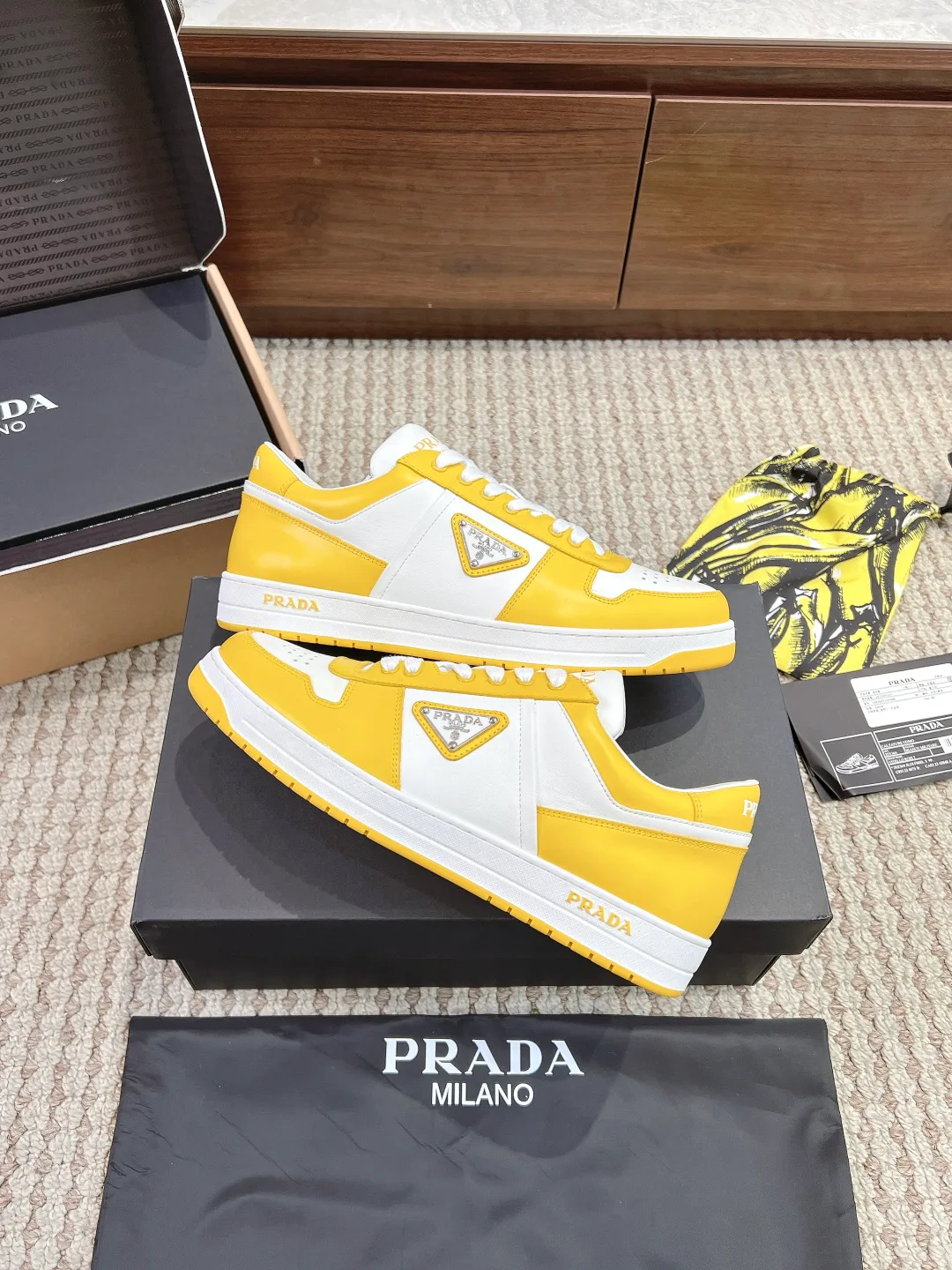 Кроссовки Мужские Prada 31932