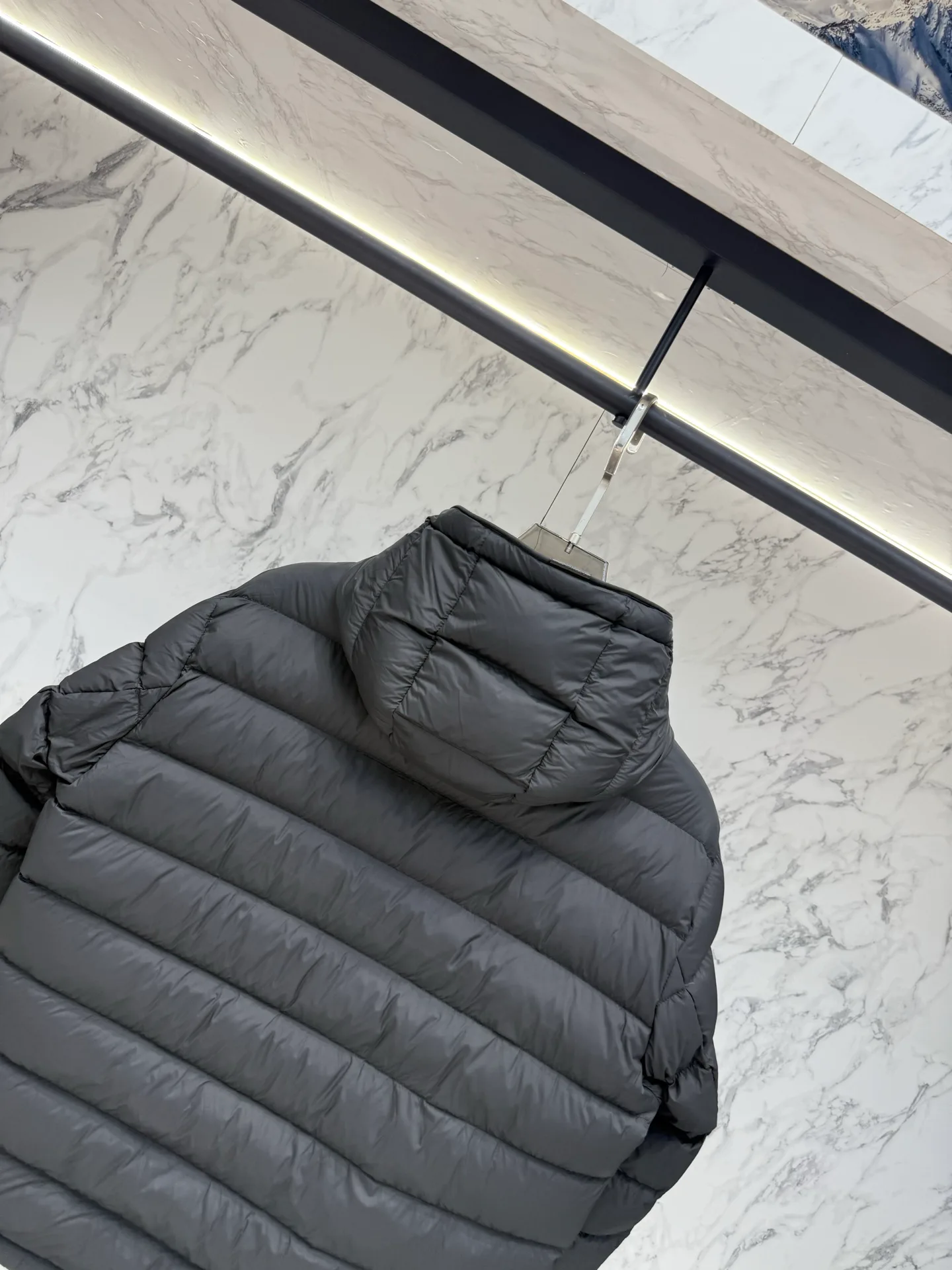 Куртки И Пуховики Мужские Moncler 18188342