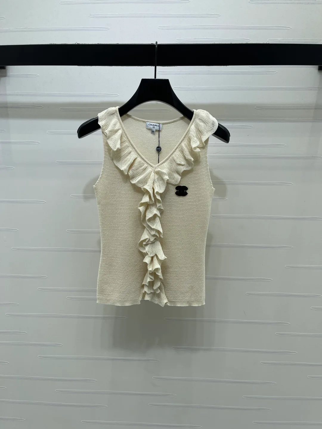 Жилеты Женские Chanel 17737740