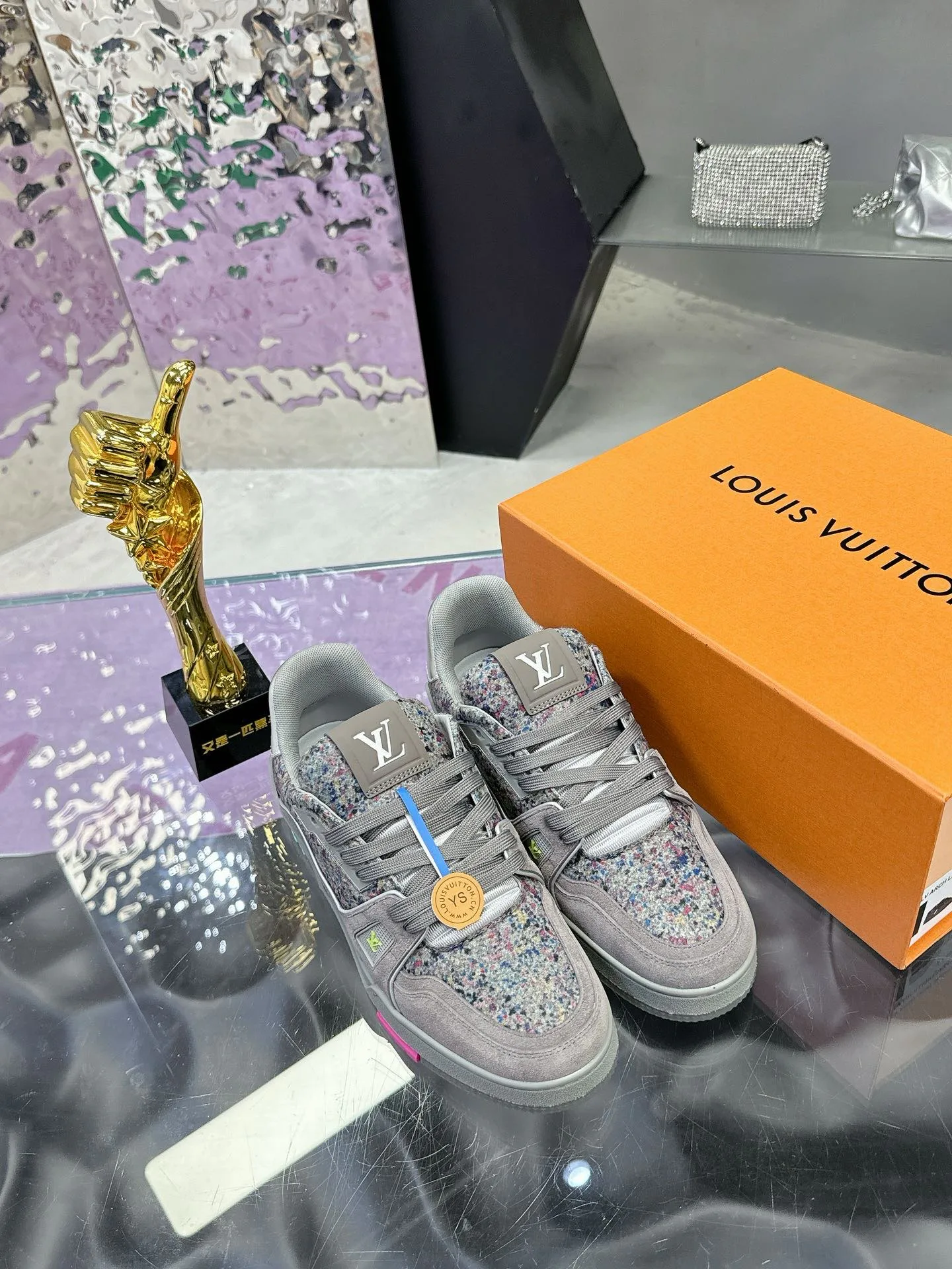 Кроссовки Женские Louis Vuitton 2652621