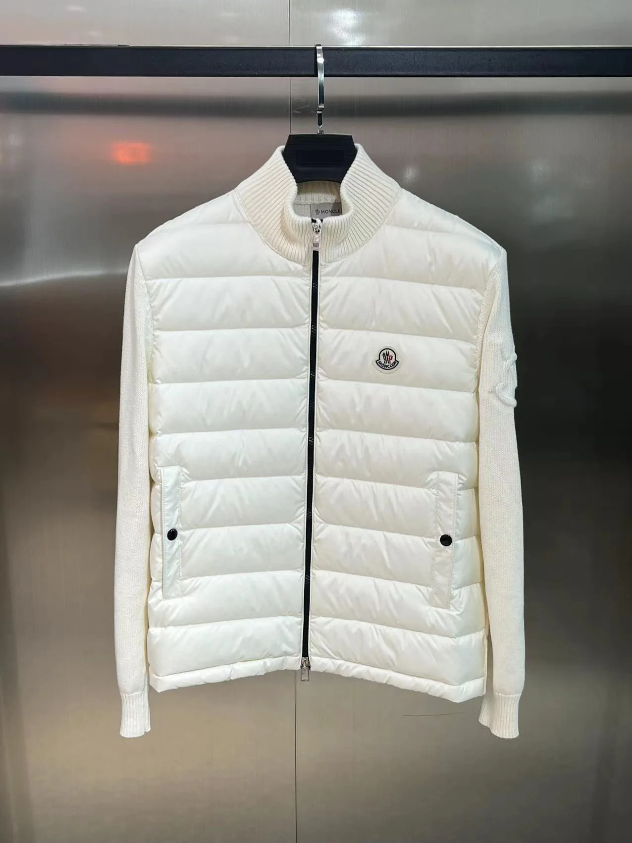 Куртки И Пуховики Мужские Moncler 17542616