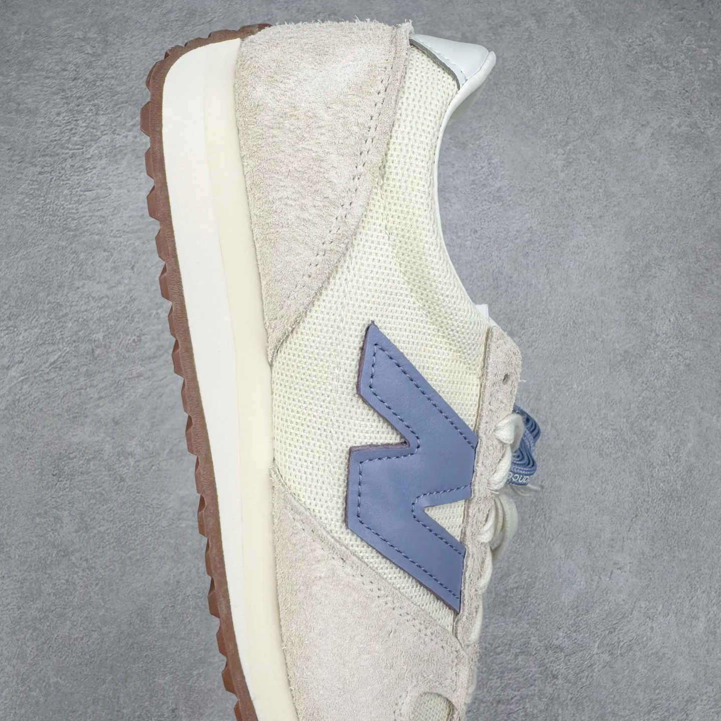 Кроссовки Женские New Balance 12962250