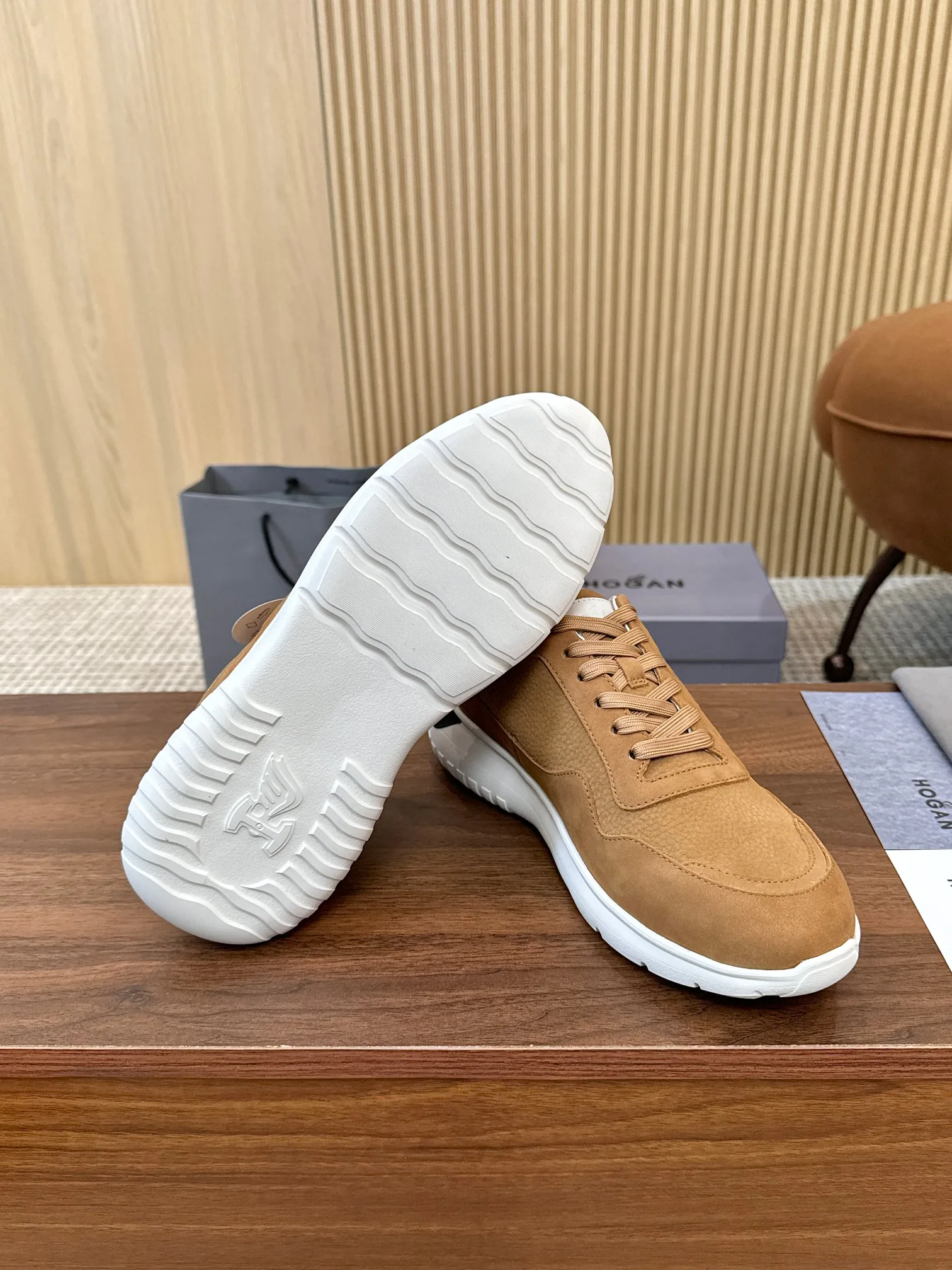 Кроссовки Женские Hogan 12835351