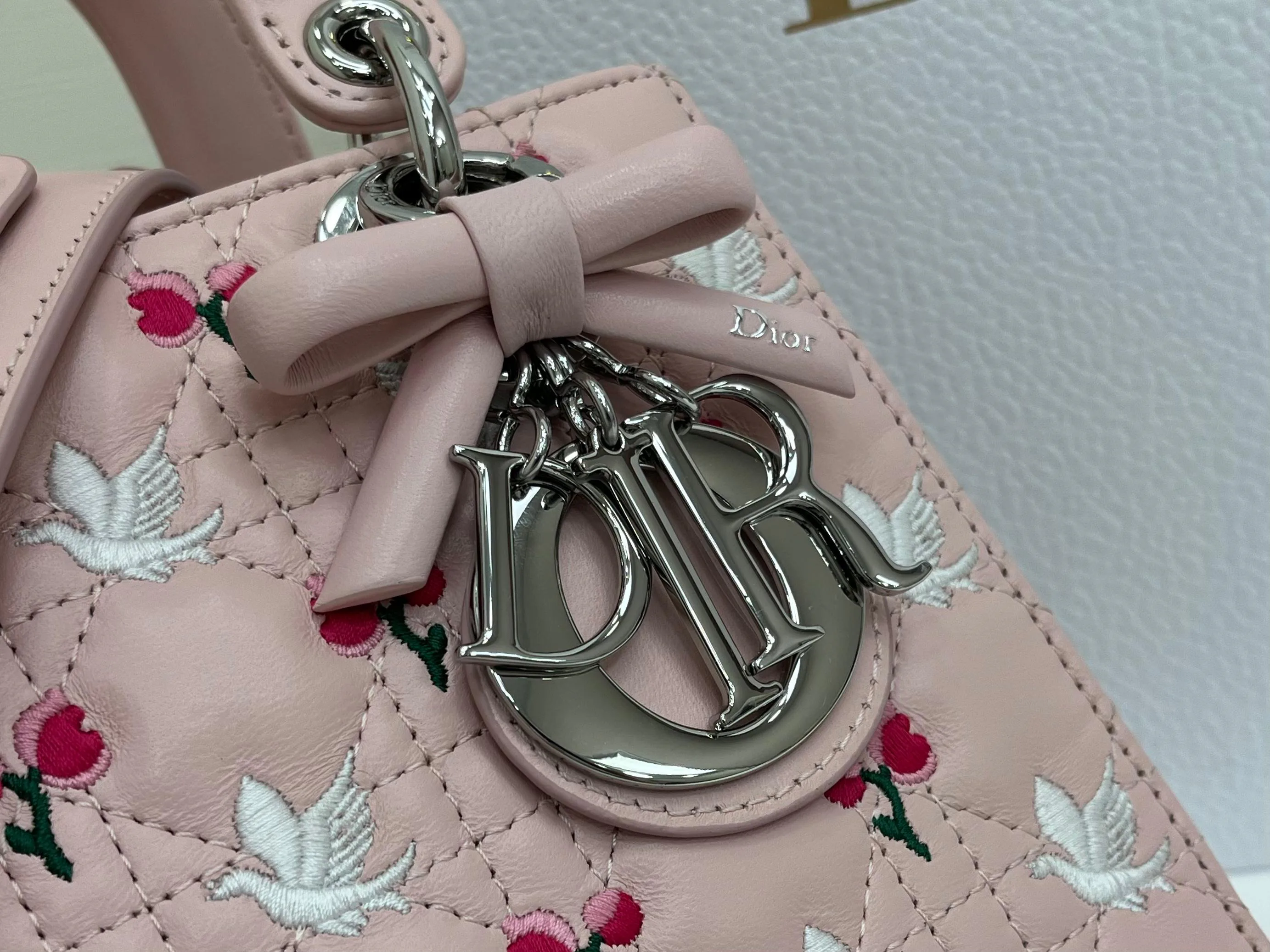 Классические Сумки Женские Christian Dior 17407068