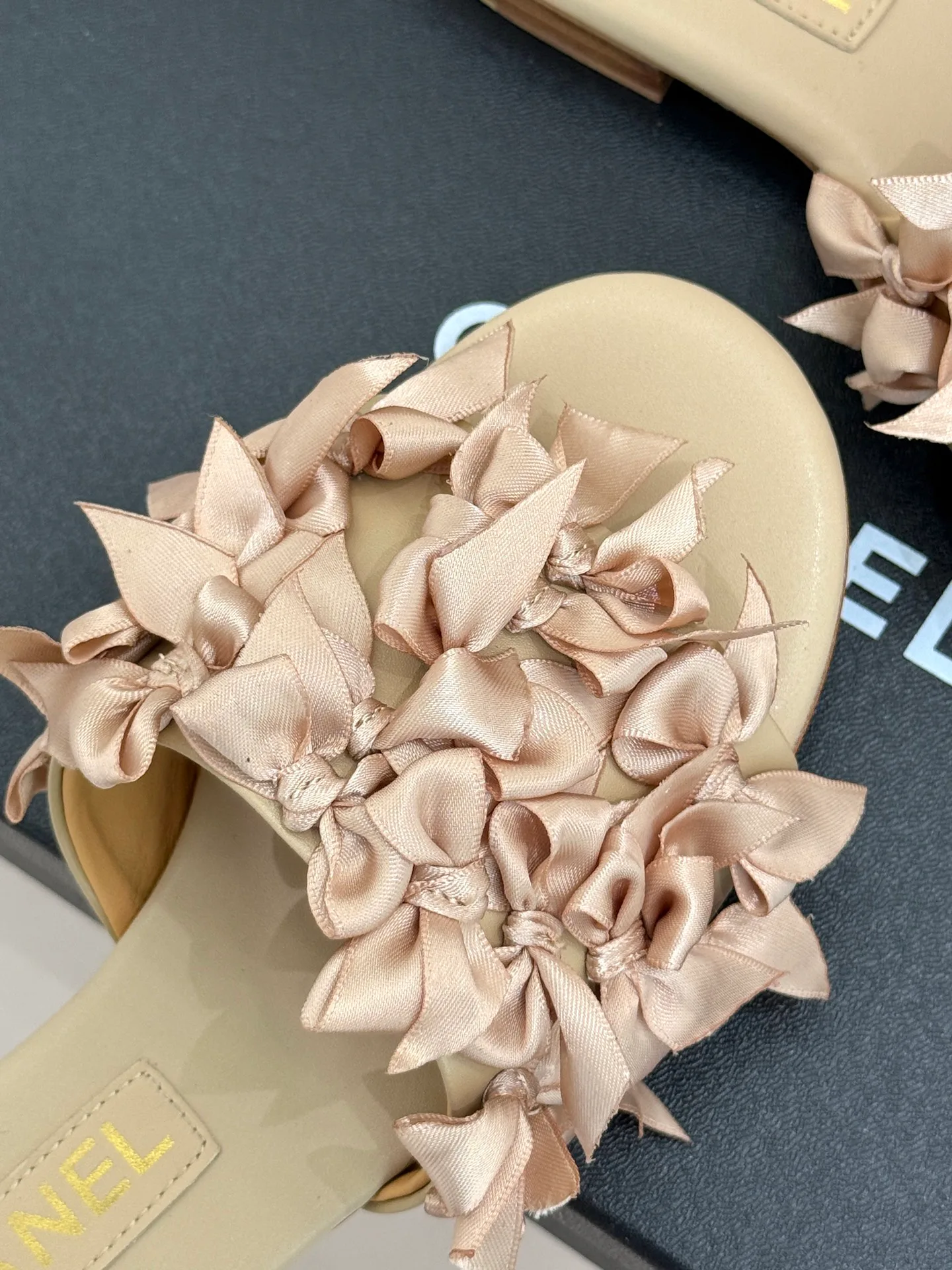 Шлепанцы Женские Chanel 7474