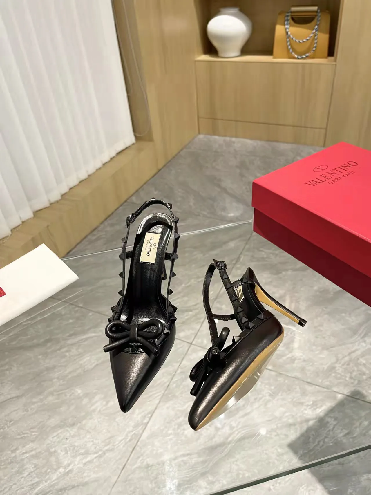 Босоножки Женские Valentino 11602178