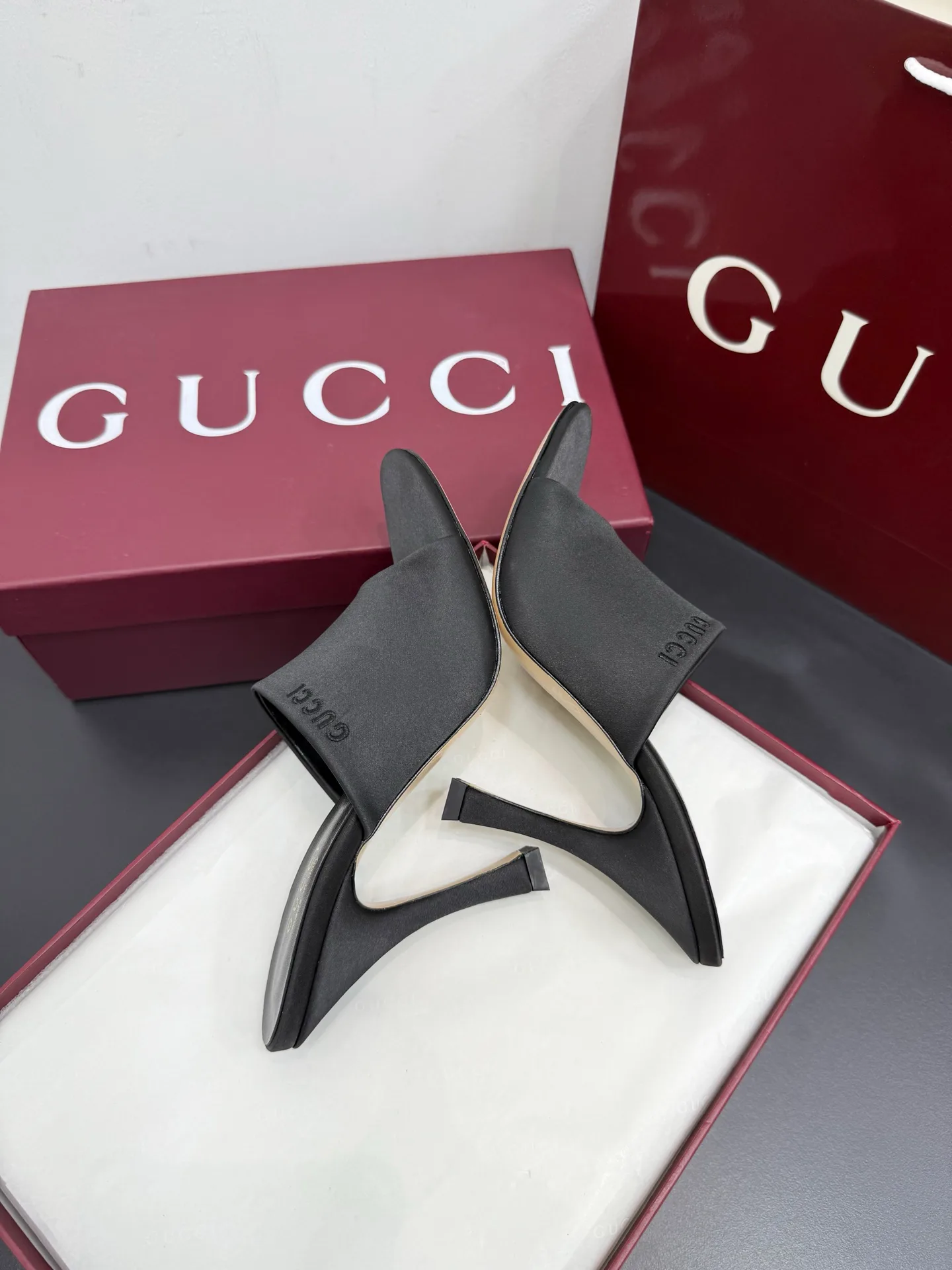 Босоножки Женские Gucci 457936