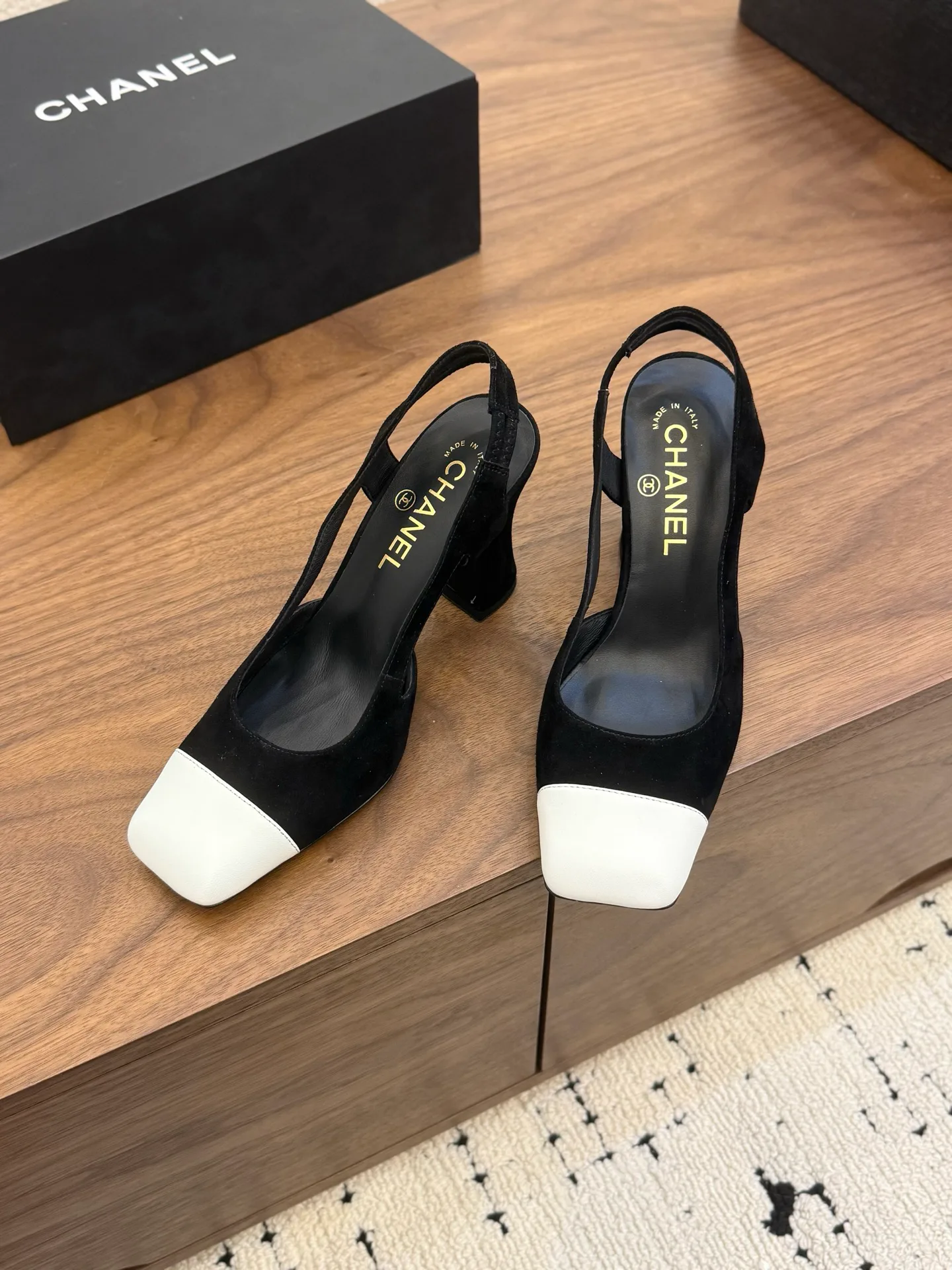 Туфли Женские Chanel 13230703