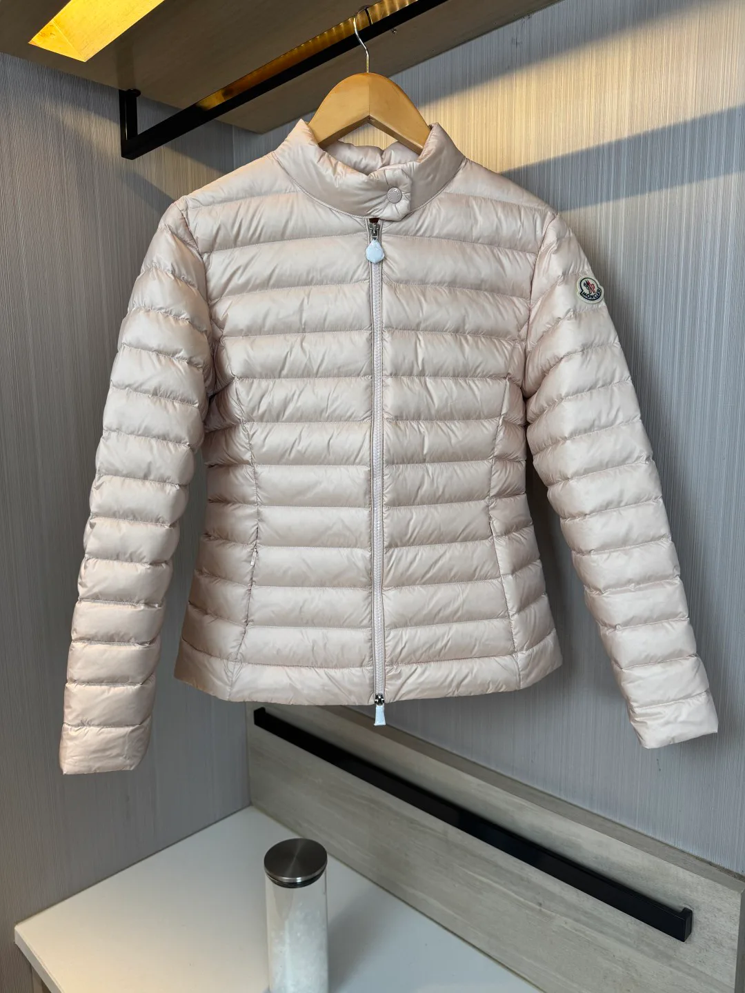 Куртки И Пуховики Женские Moncler 19074365