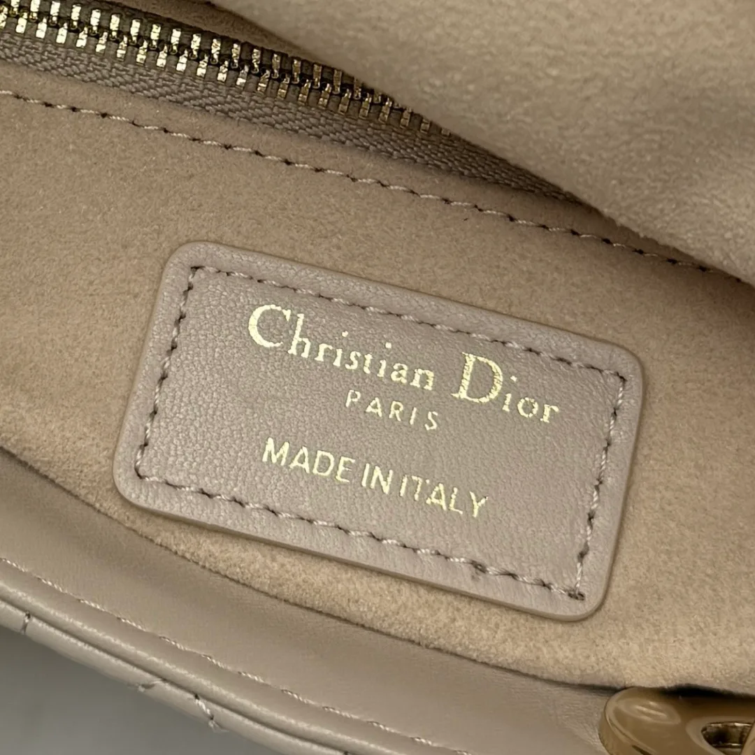 Классические Сумки Женские Christian Dior 17601415