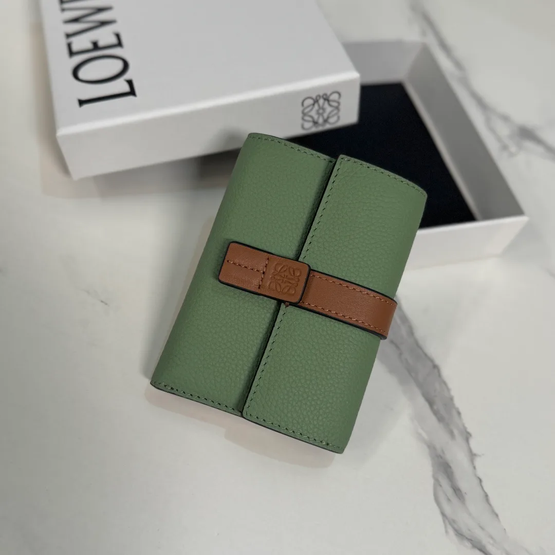 Клатчи Женские Loewe 17502824