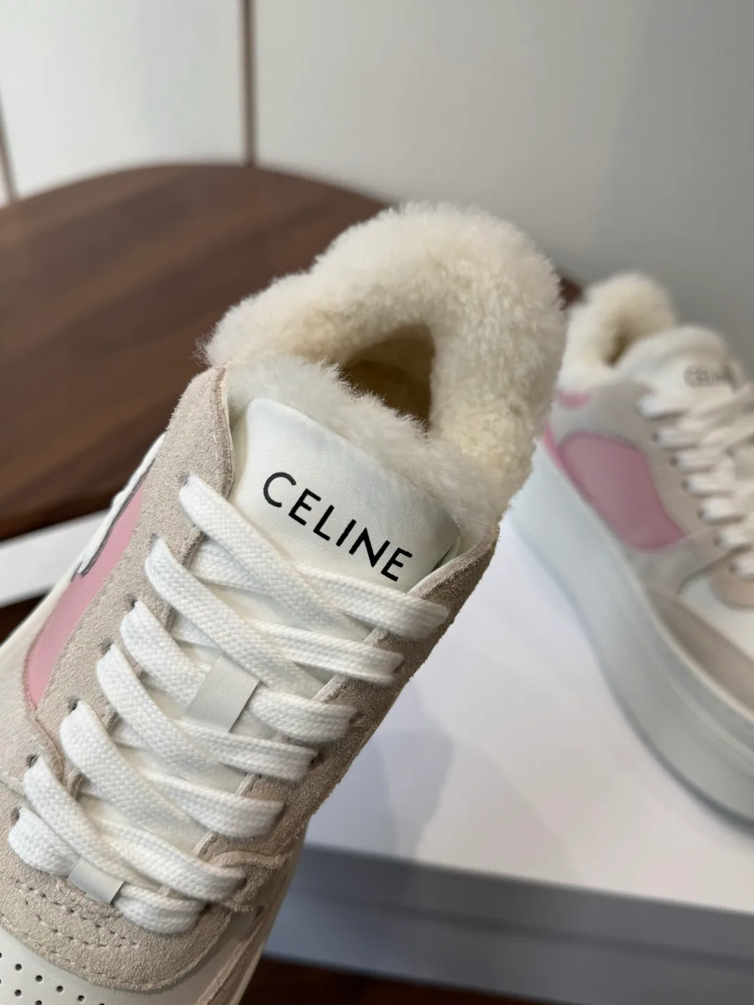 Кроссовки Женские Celine 18670161