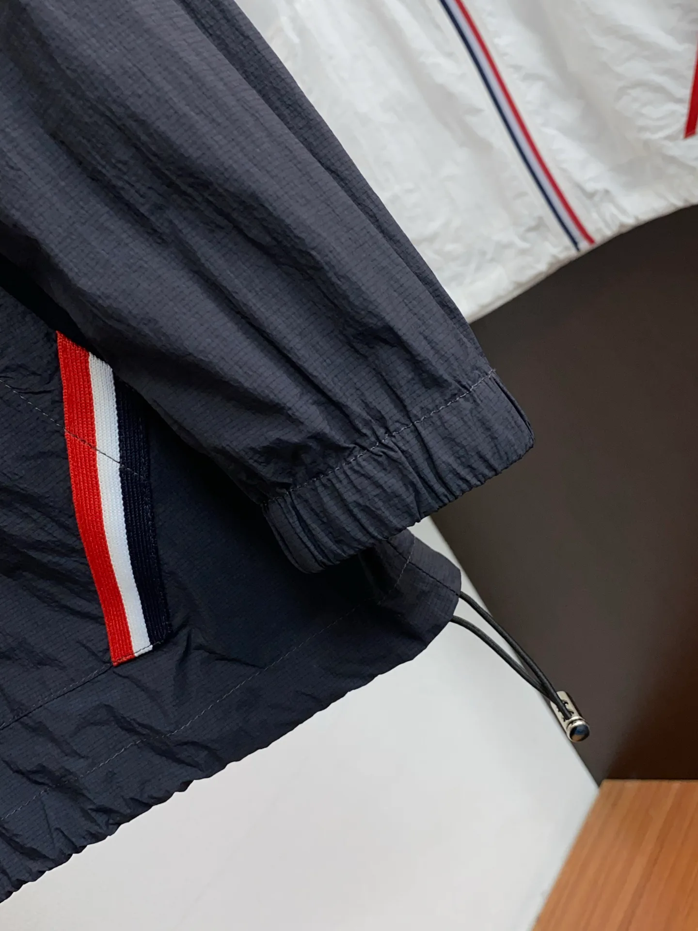 Куртки И Пуховики Мужские Moncler 17281017
