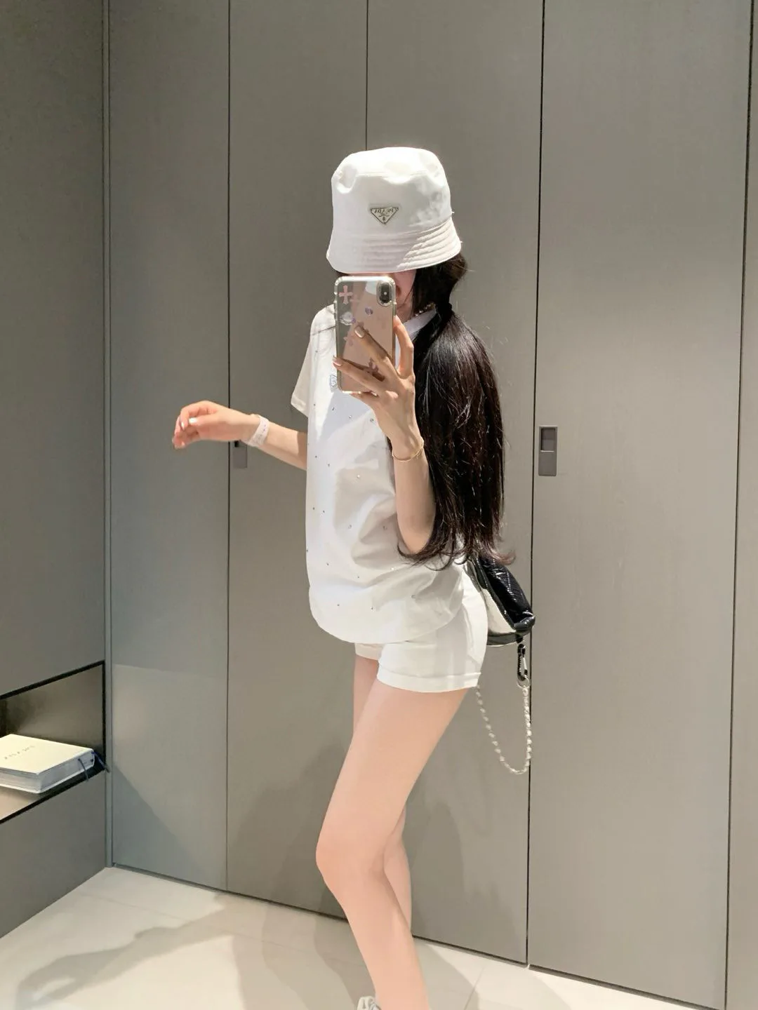 Футболки Женские Prada 16710