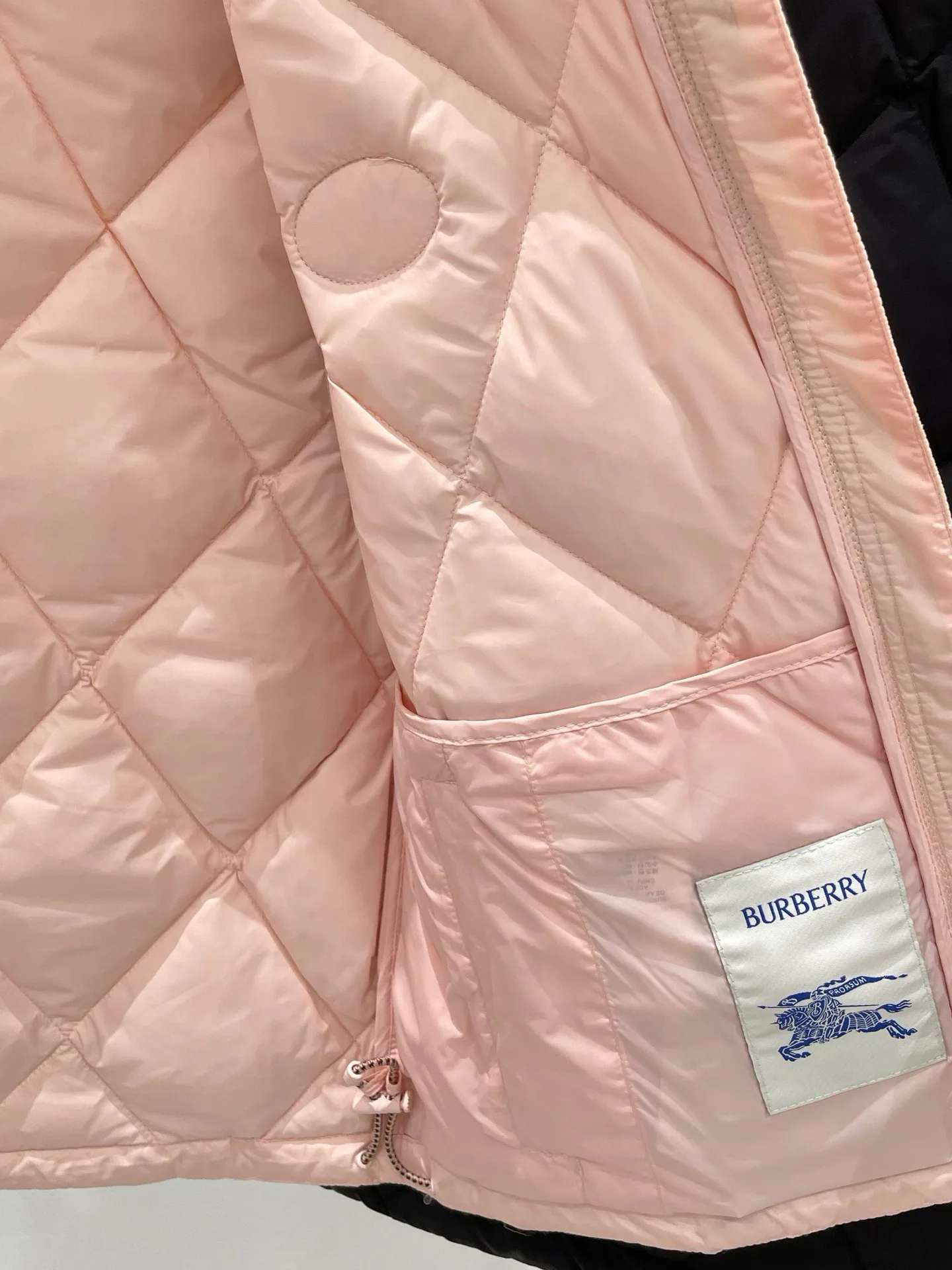 Жилеты Женские Burberry 18566244