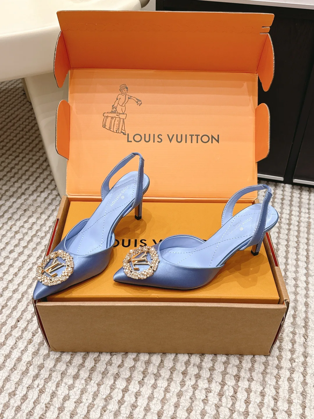 Туфли Женские Louis Vuitton 11518541