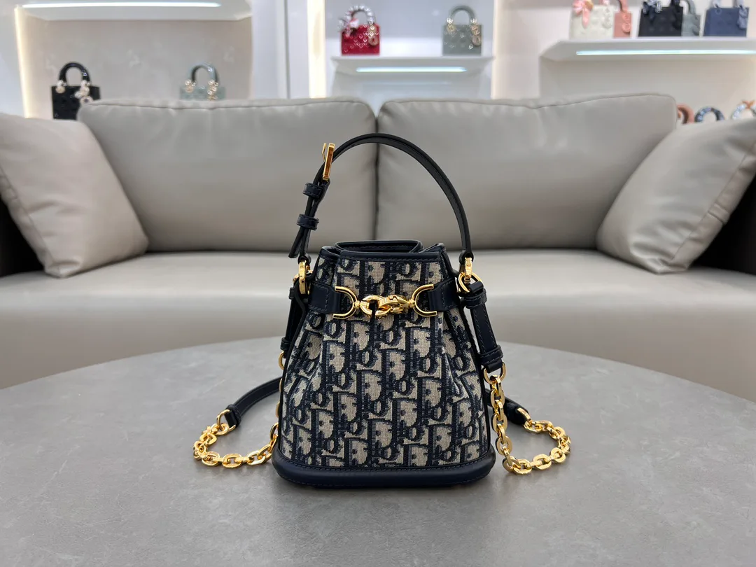 Сумки На Ремне Женские Christian Dior 293085