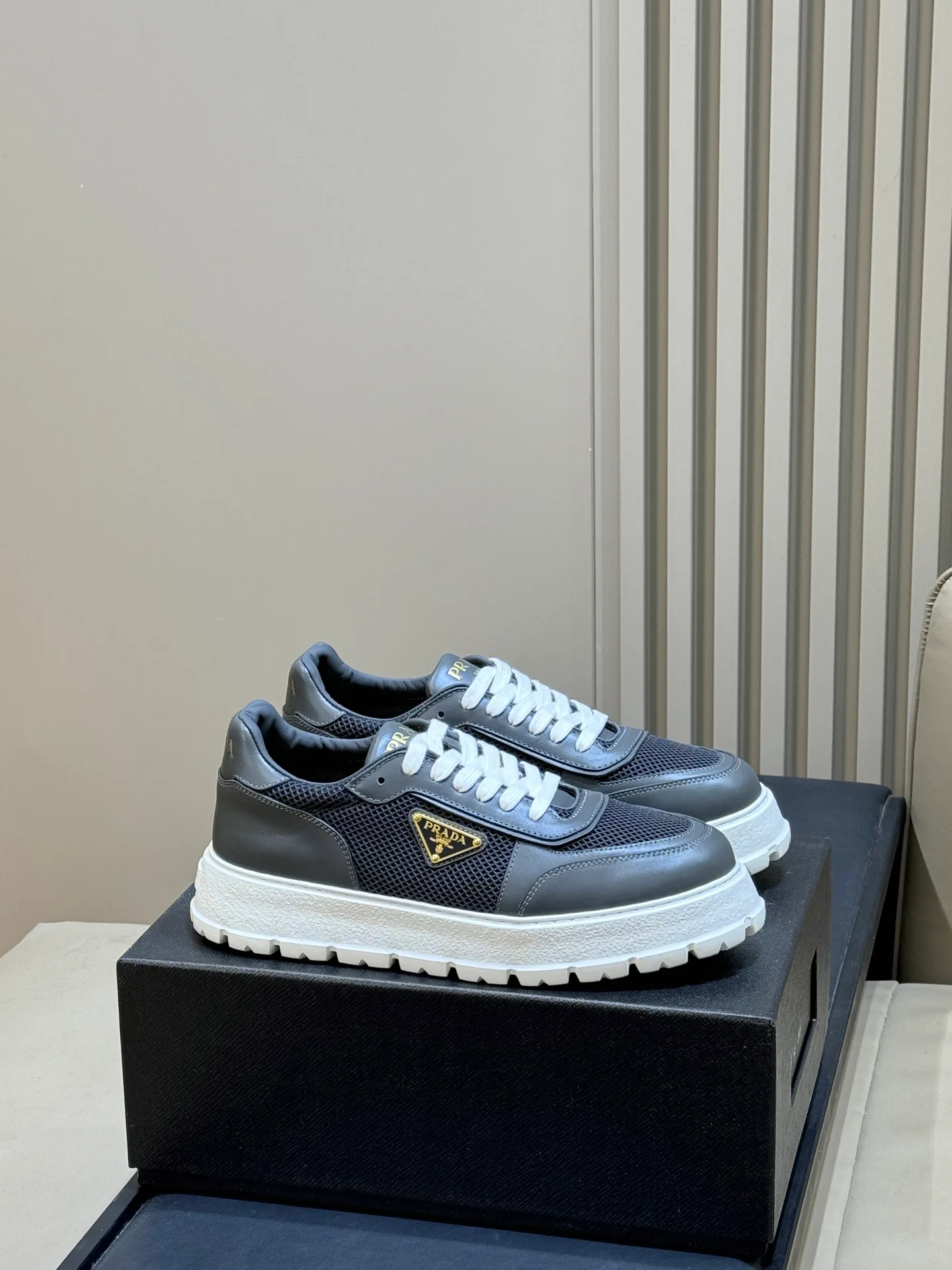 Кроссовки Мужские Prada 17915323