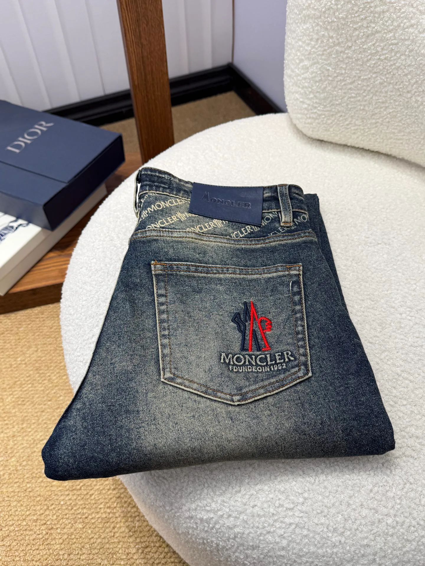 Джинсы Мужские Moncler 18029770