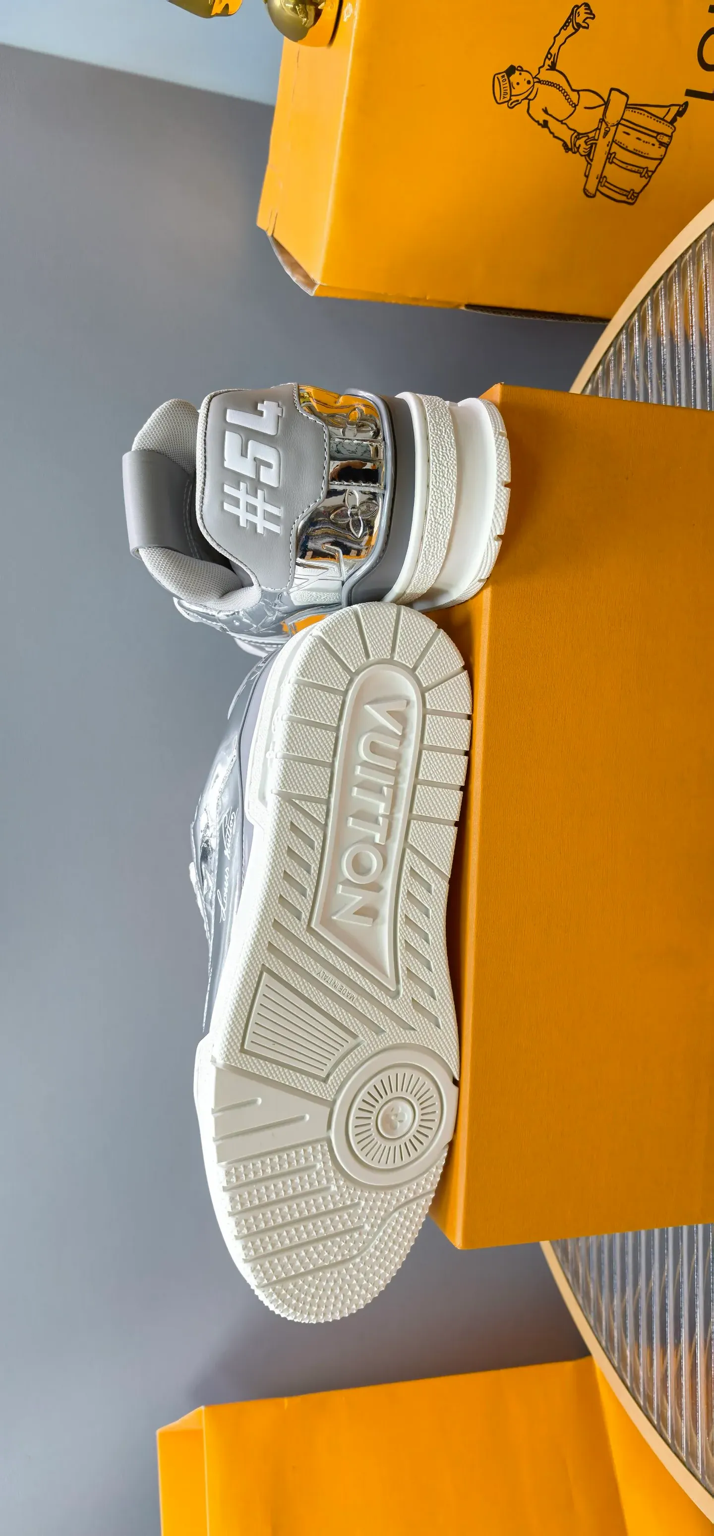 Кроссовки Женские Louis Vuitton 275333