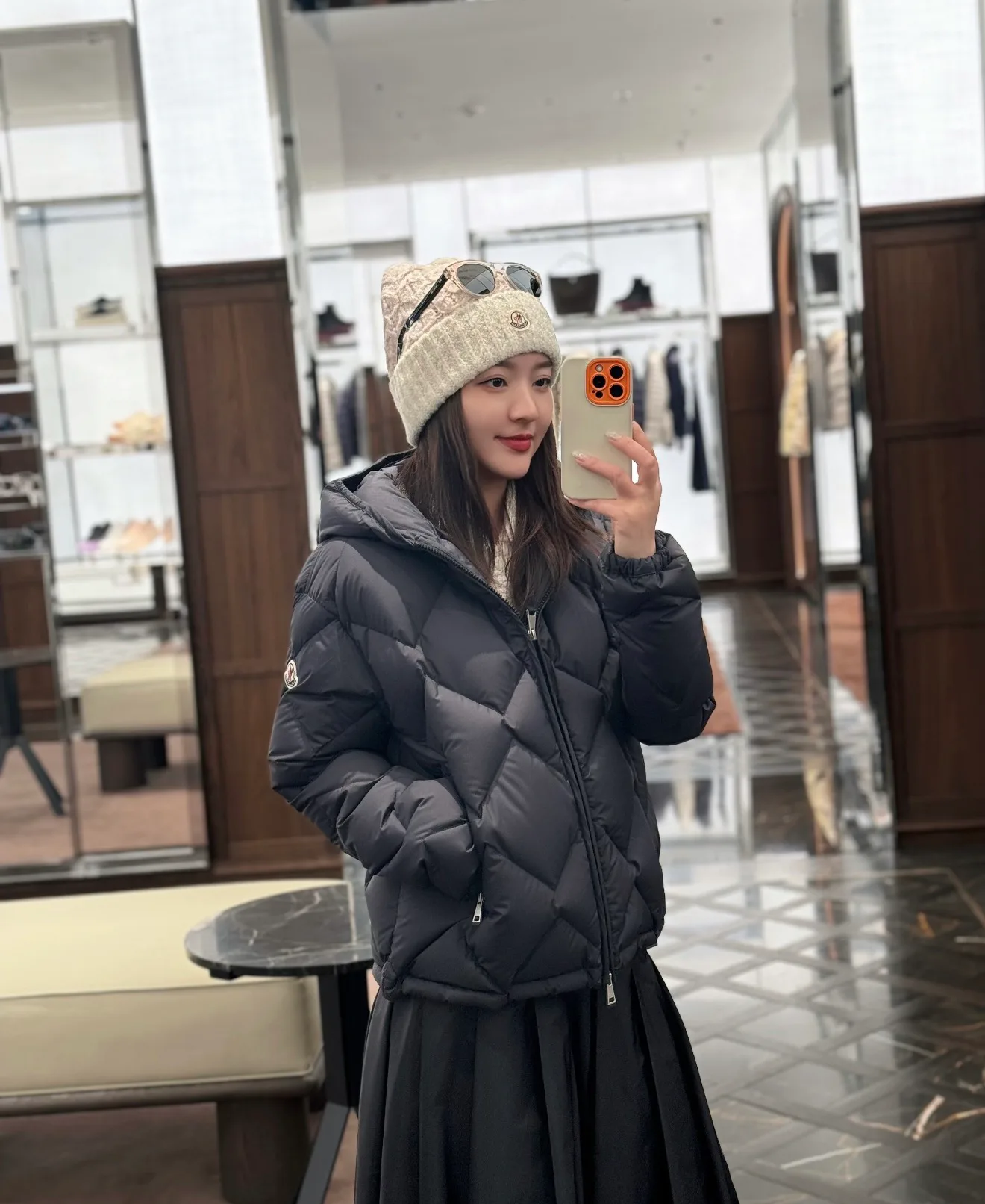 Куртки И Пуховики Женские Moncler 18713371