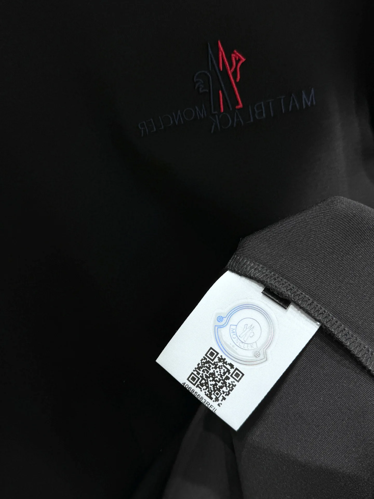 Лонгсливы Мужские Moncler 560360