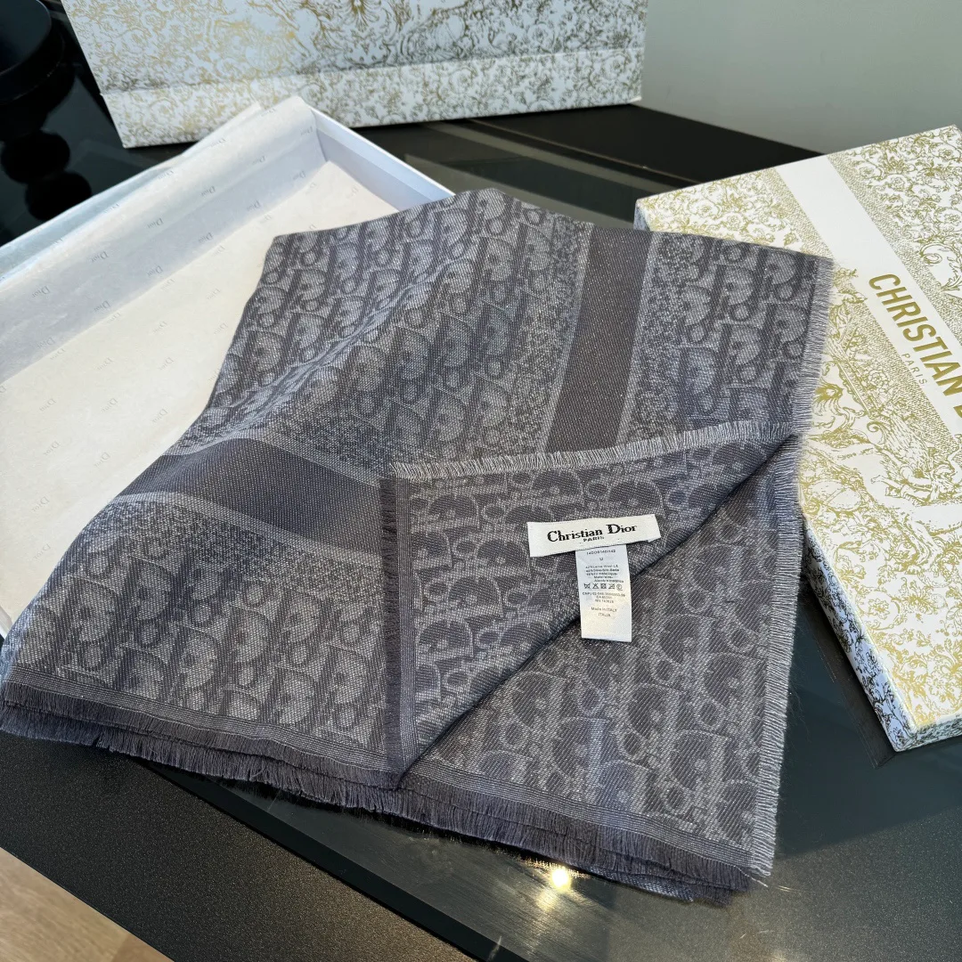 Шарфы Christian Dior 17935861