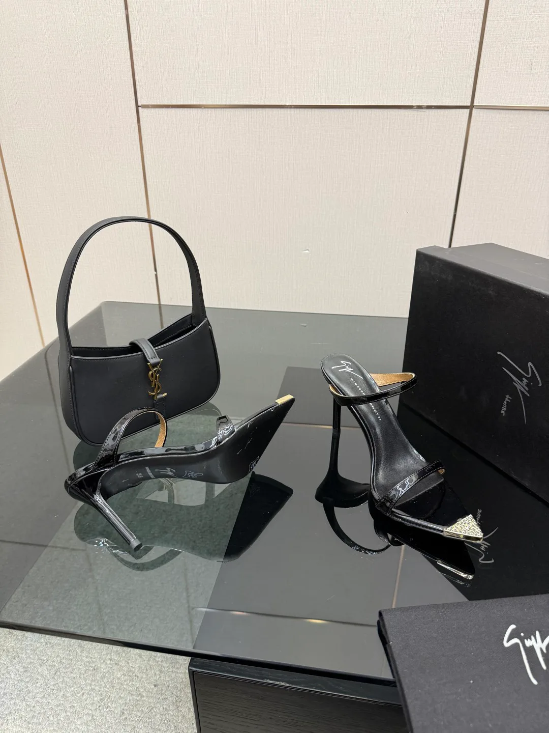 Босоножки Женские Giuseppe Zanotti 5052098