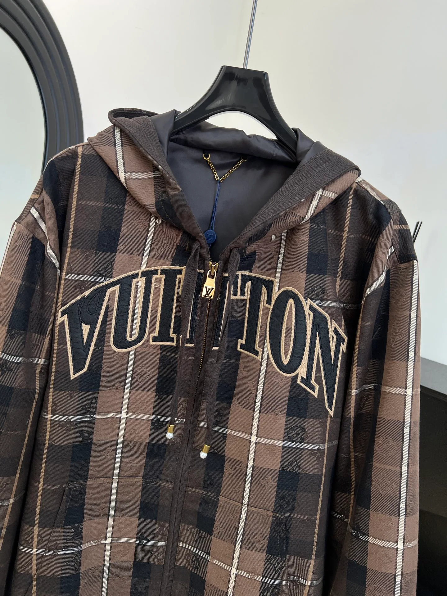 Куртки И Пуховики Мужские Louis Vuitton 1628828