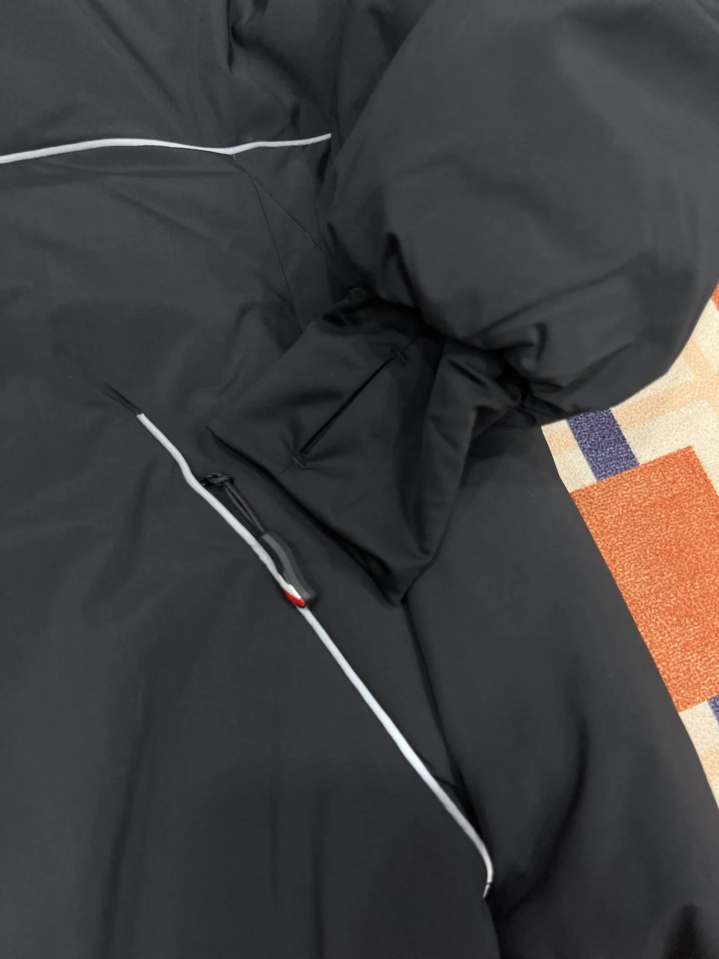 Куртки И Пуховики Женские Moncler 17888374