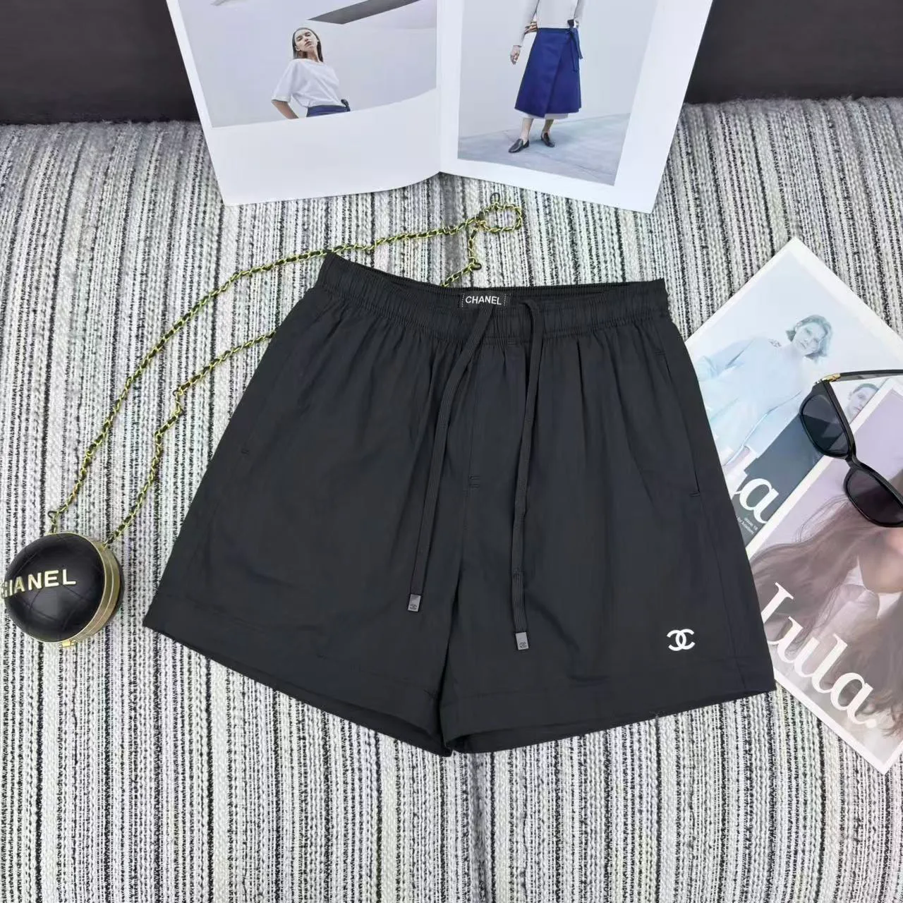 Шорты Женские Chanel 11687505