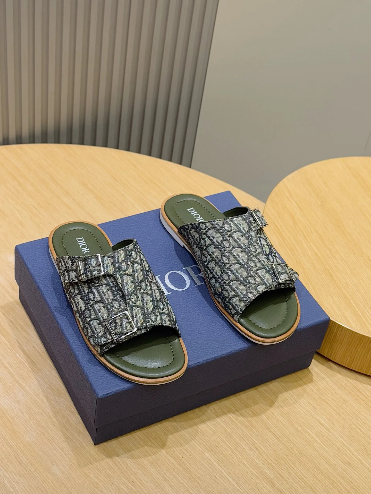 Сандалии Мужские Christian Dior 12650835