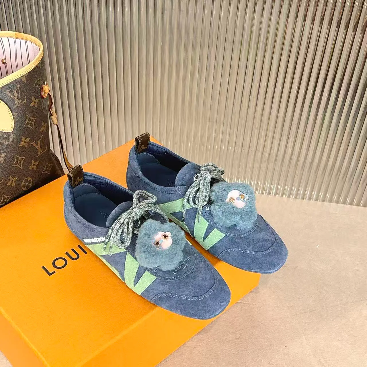 Кроссовки Женские Louis Vuitton 842800