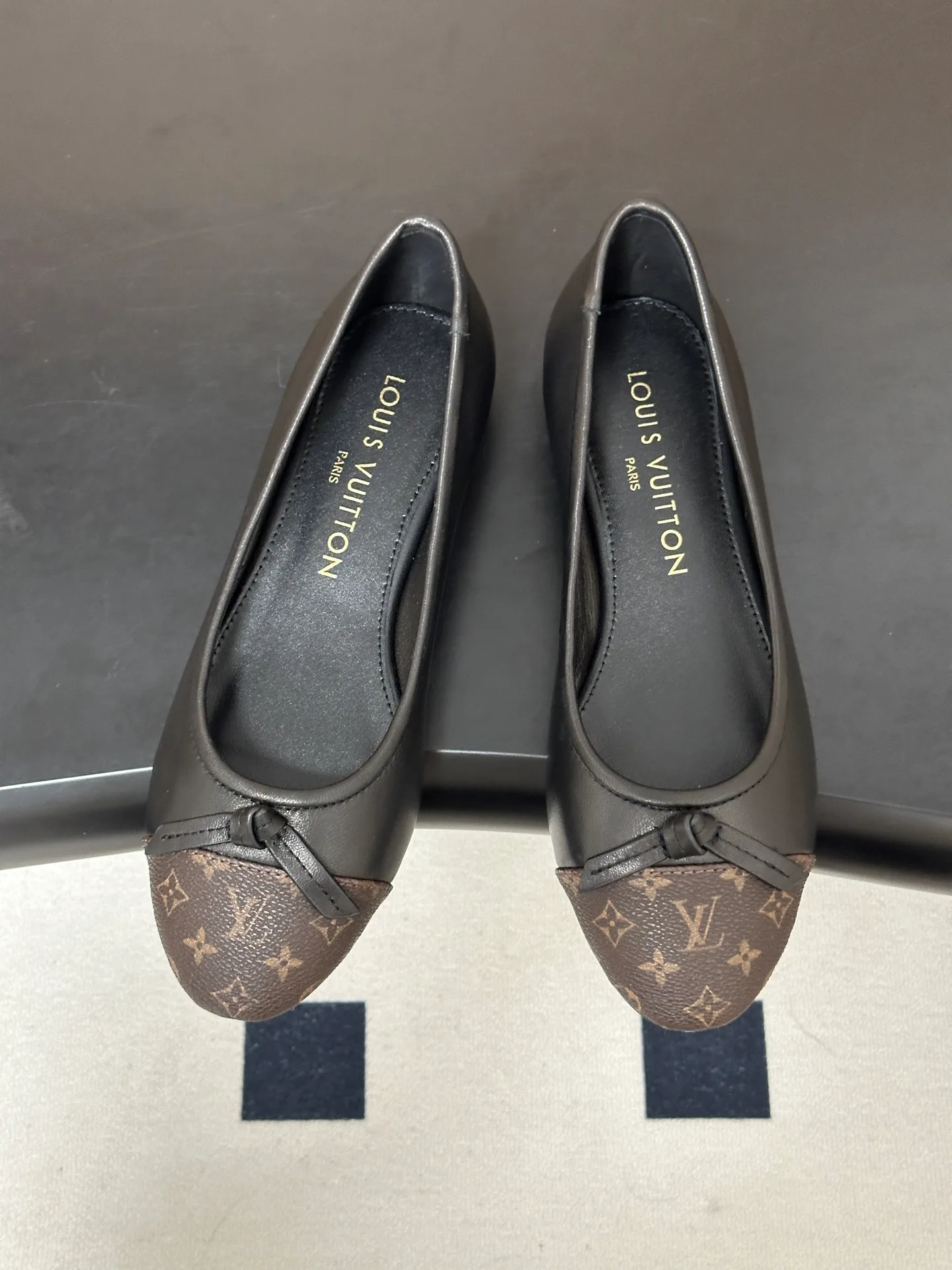 Балетки Женские Louis Vuitton 18049403