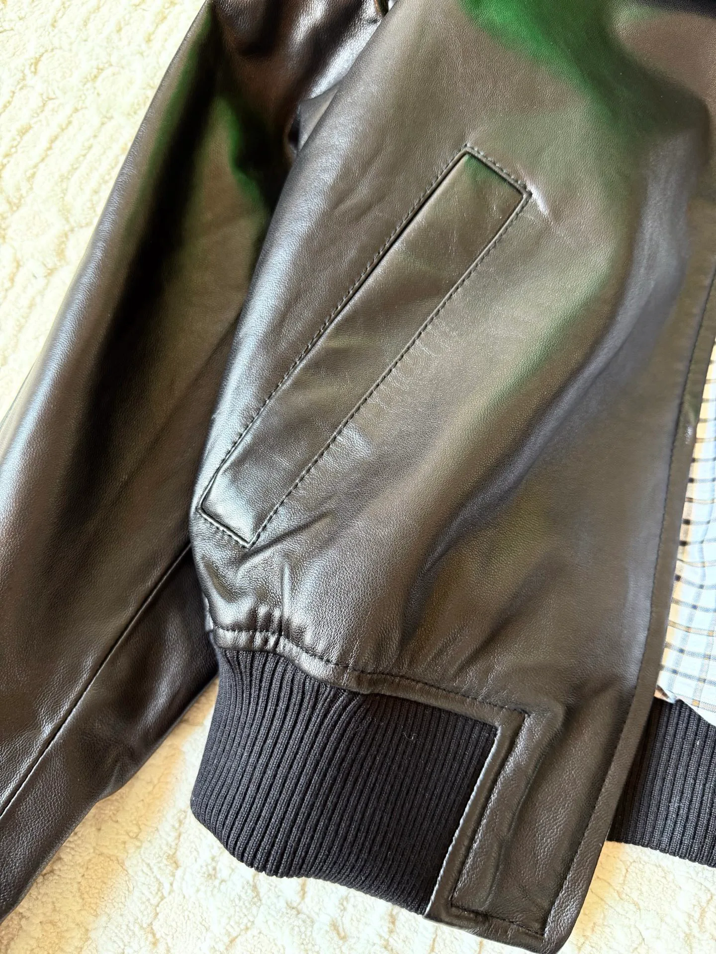 Кожаные Куртки И Дублёнки Женские Bottega Veneta 2260956