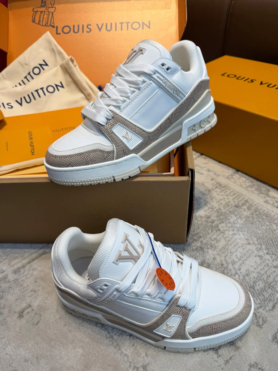 Кроссовки Женские Louis Vuitton 12789344