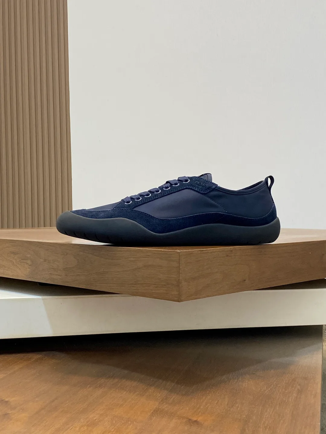 Кроссовки Мужские Prada 12621307