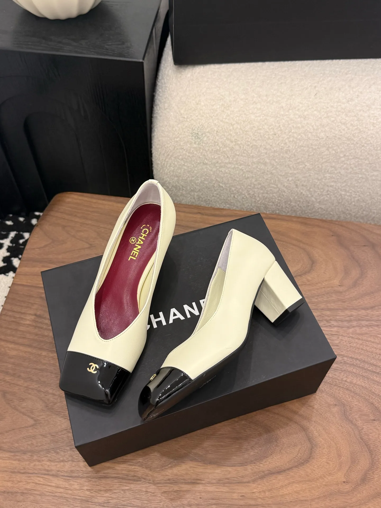 Туфли Женские Chanel 13444950