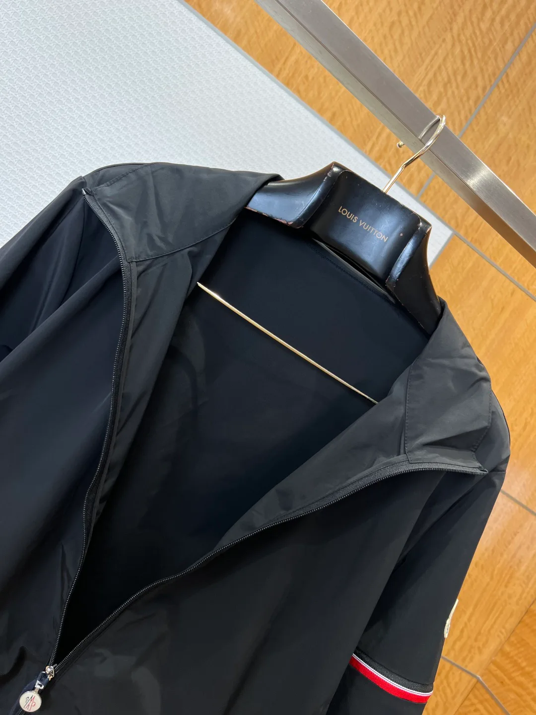 Куртки И Пуховики Мужские Moncler 17571930