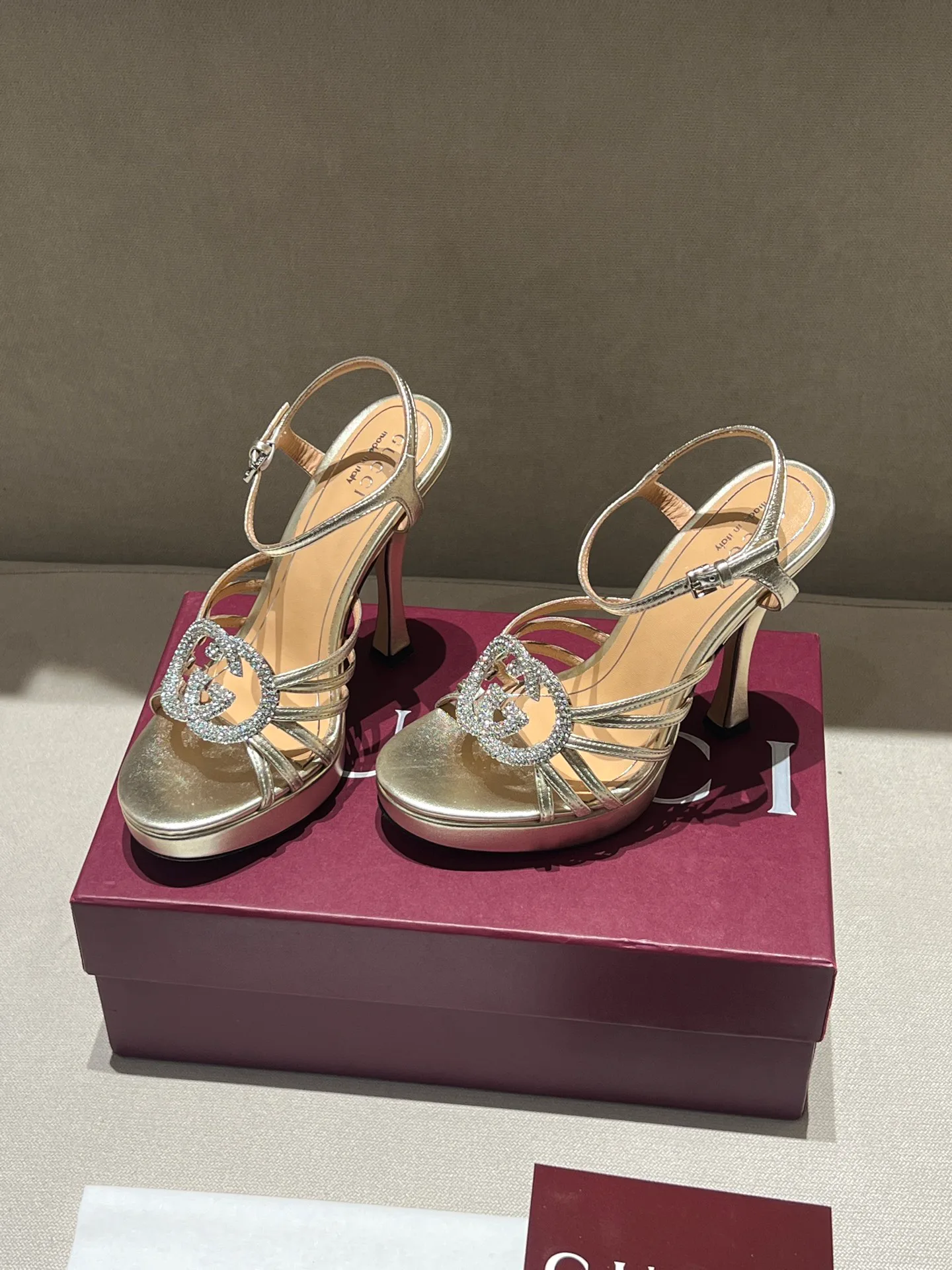 Босоножки Женские Gucci 11454605