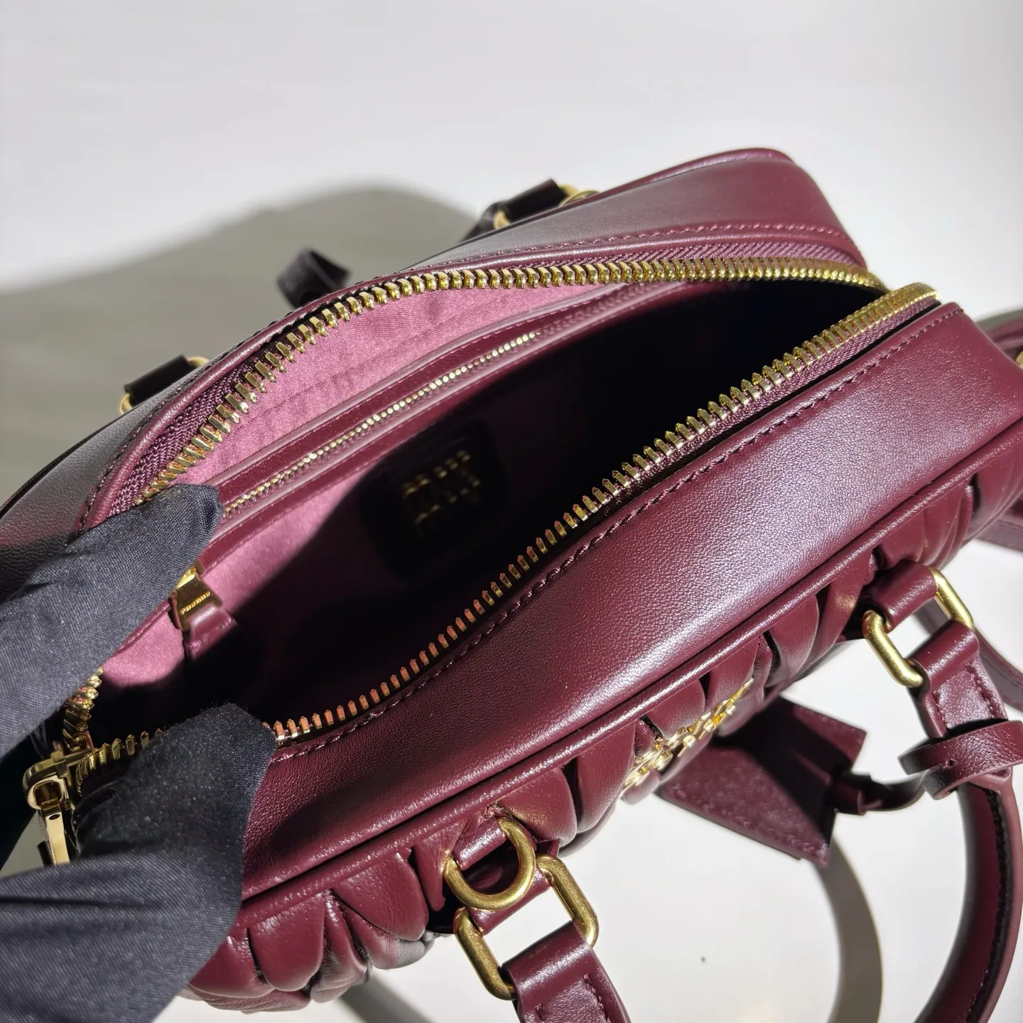 Классические Сумки Женские Miu Miu 12676007