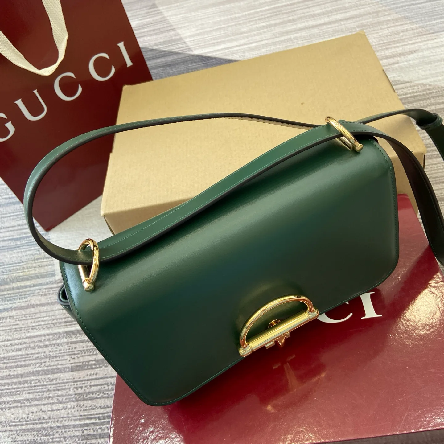 Сумки На Ремне Женские Gucci 691326