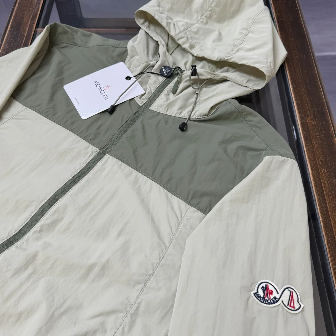 Куртки И Пуховики Мужские Moncler 17286042