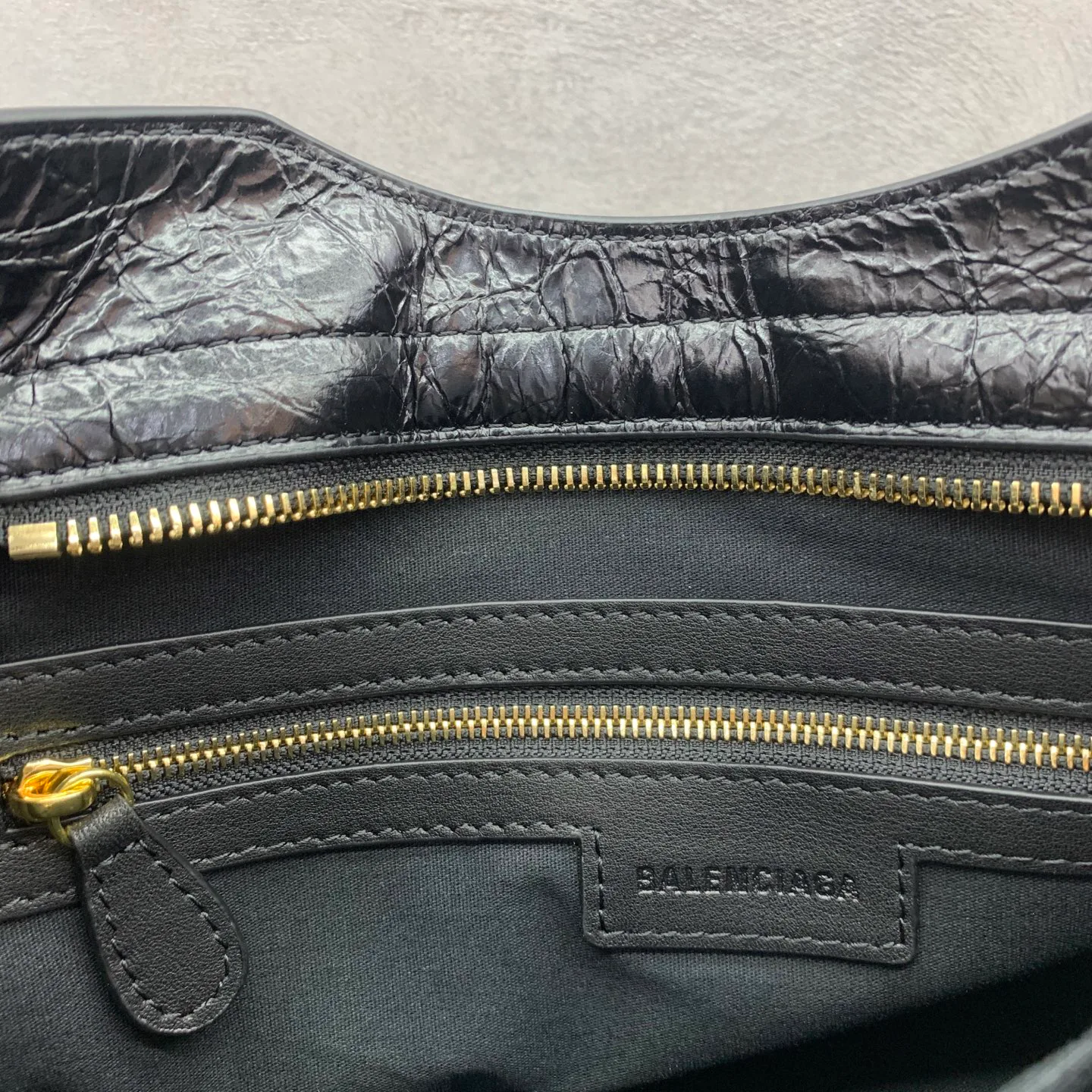 Классические Сумки Женские Balenciaga 11864129