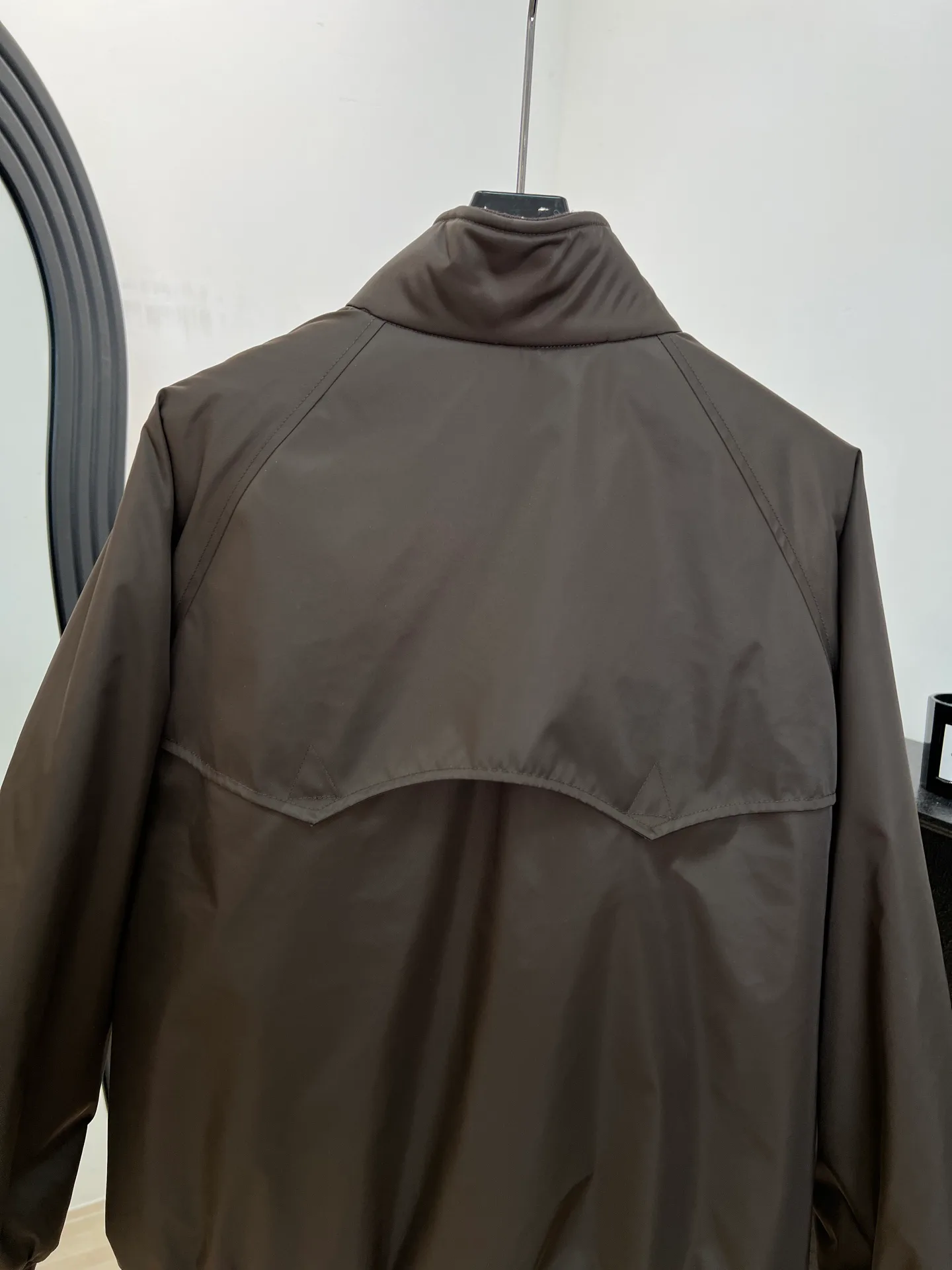 Куртки И Пуховики Женские Prada 18733506