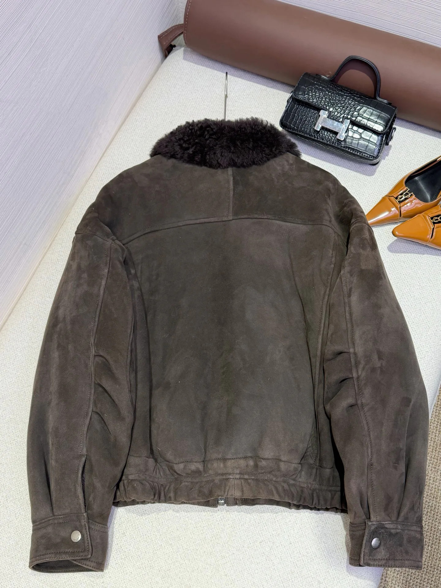 Кожаные Куртки И Дублёнки Женские Saint Laurent 18616120