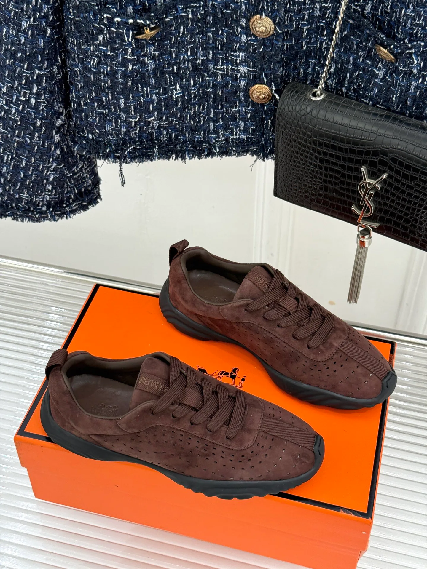 Кроссовки Женские Hermes 18627578