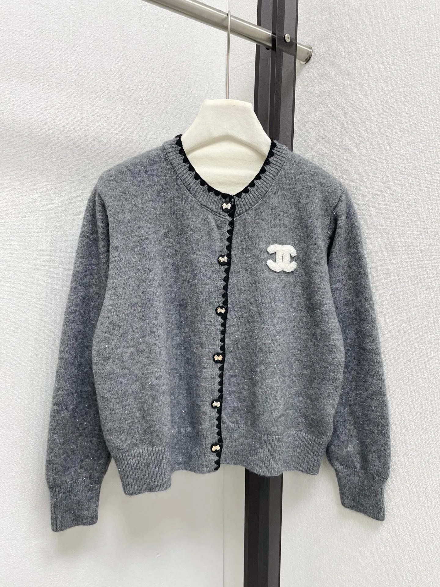 Джемперы И Свитеры Женские Chanel 1263536