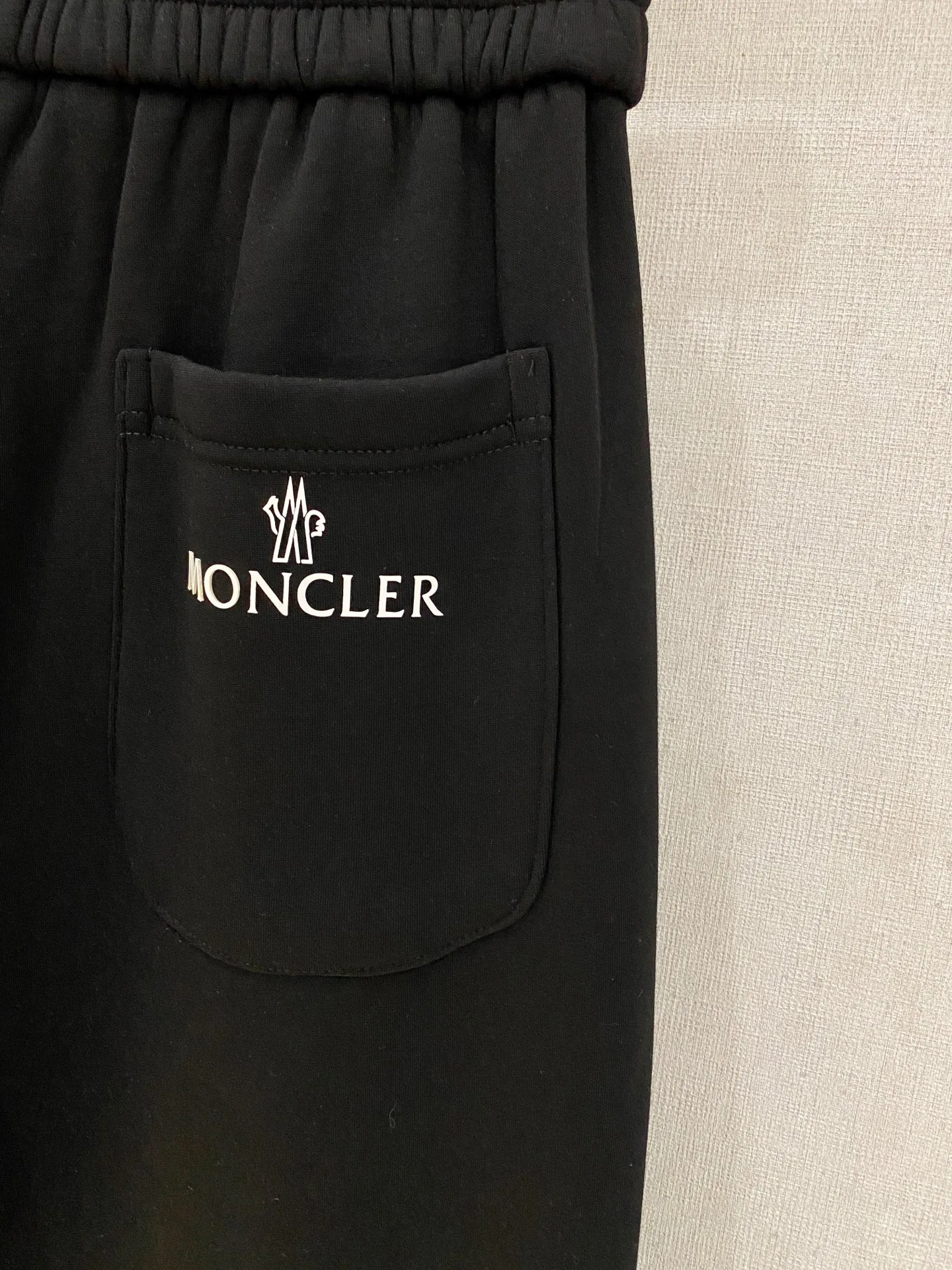 Брюки Мужские Moncler 18246764