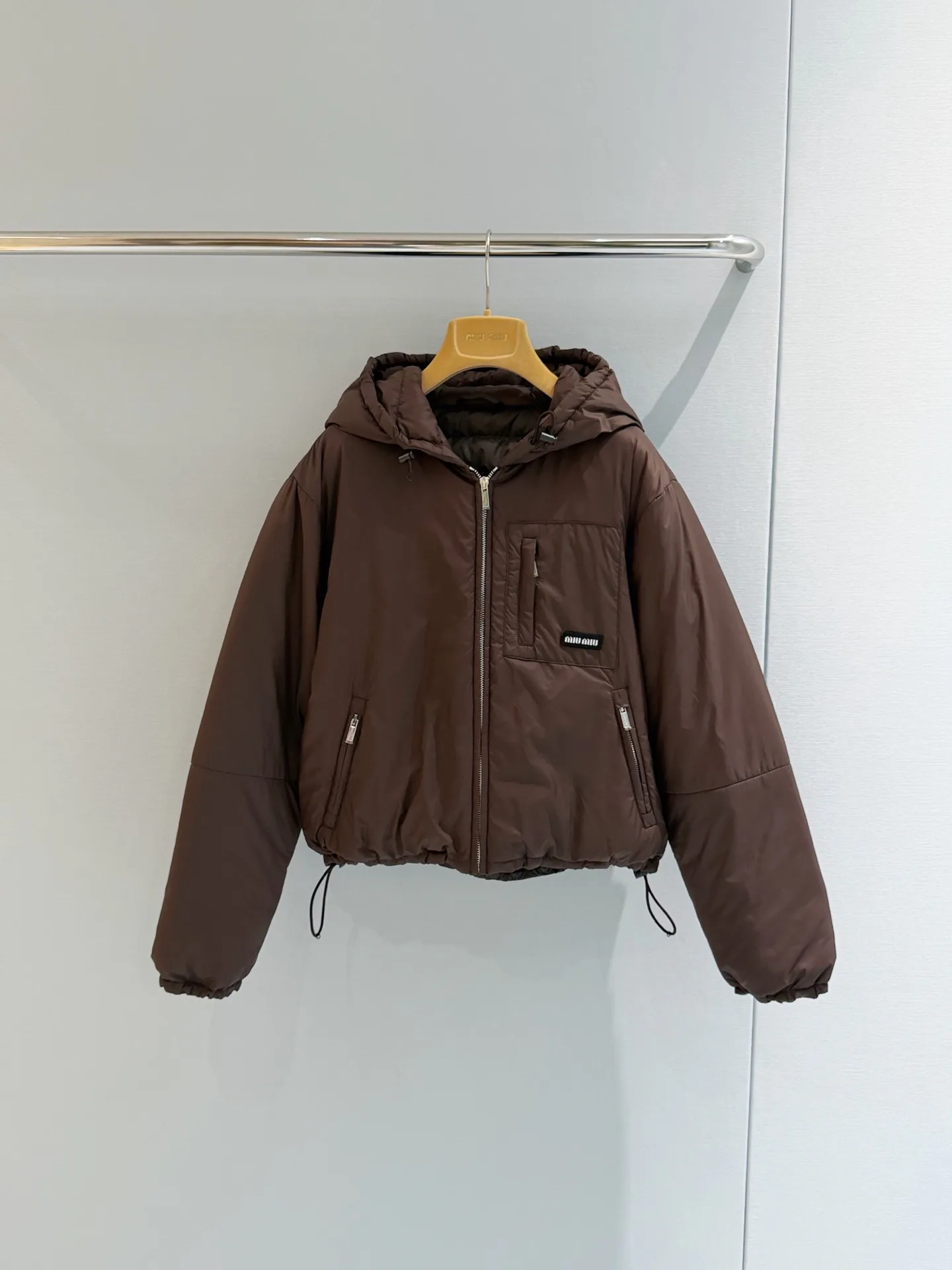 Куртки И Пуховики Женские Miu Miu 18689401